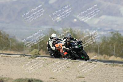 media/Nov-16-2025-Race Pace (Sun) [[8c5fa54630]]/Verified Riders/2-Turn 7 (945am)/